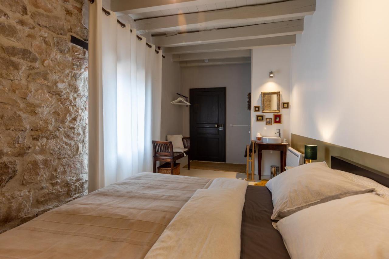 Domaine La Pomme De Pin Bed & Breakfast *